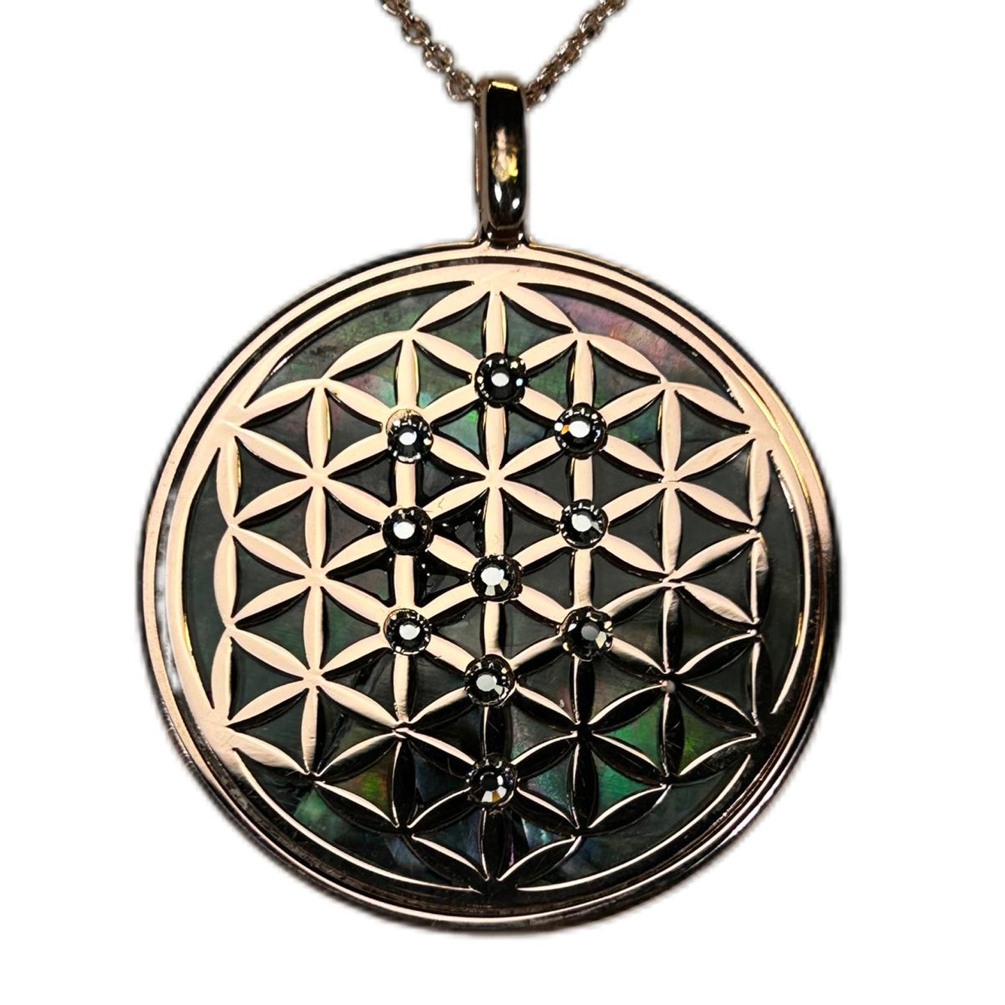 FIORE DELLA VITA, CIONDOLO CON SFONDO IN MADREPERLA NATURALE. GIOIELLO SPIRITUALE GEOMETRIE SACRE.