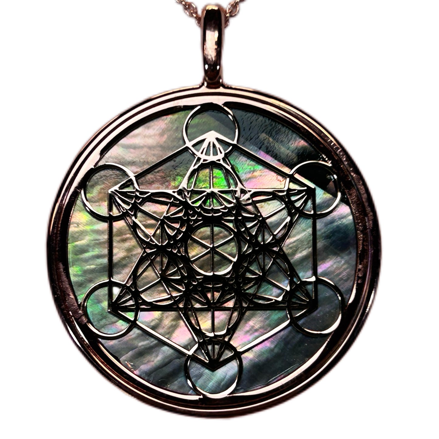 METATRON, CIONDOLO CON SFONDO IN MADREPERLA NATURALE.