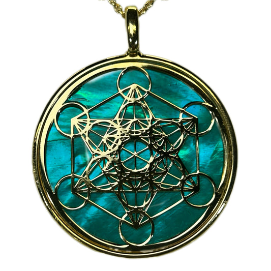 METATRON, CIONDOLO CON SFONDO IN MADREPERLA NATURALE.